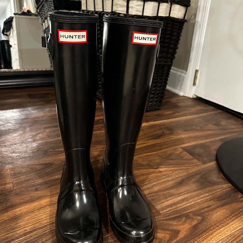Hunter Glossy Black Tall Boots
